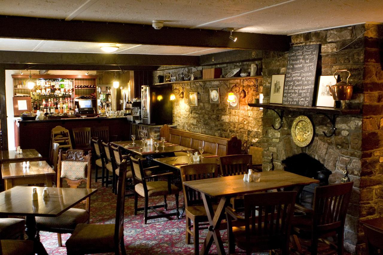 Fox And Pheasant Inn Armathwaite Bagian luar foto